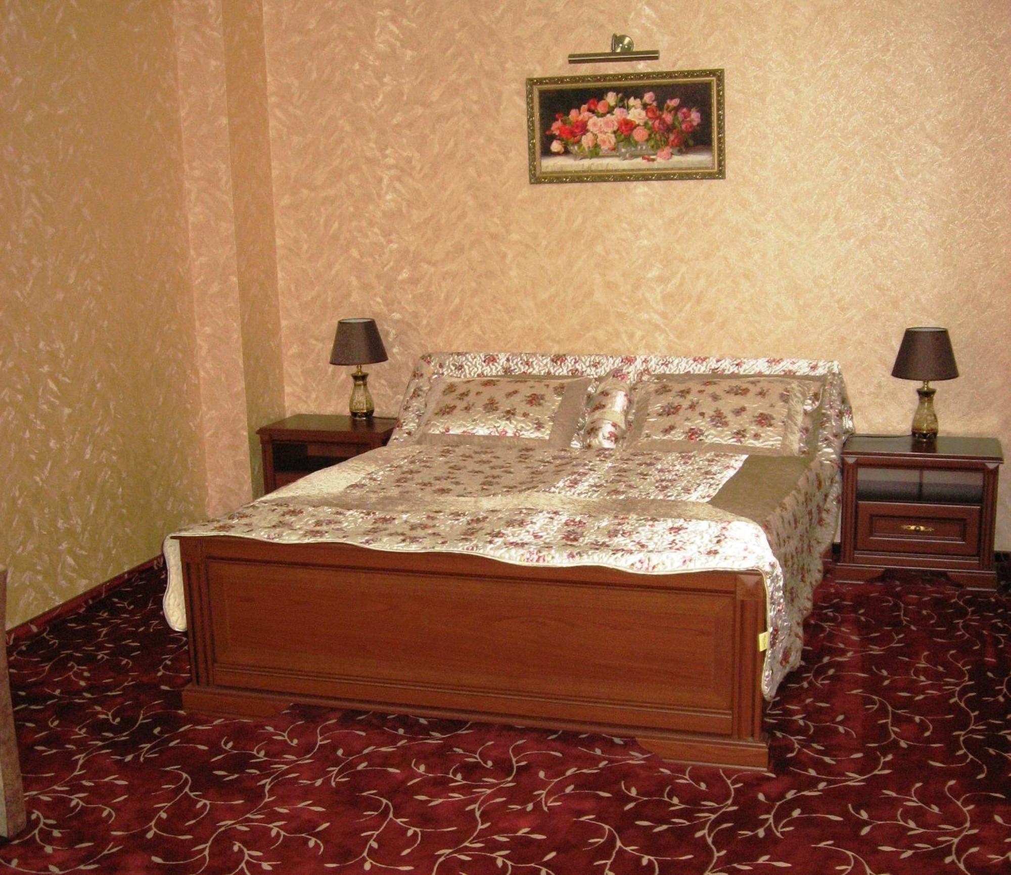 Shato Paradis Hotel Irpin Extérieur photo