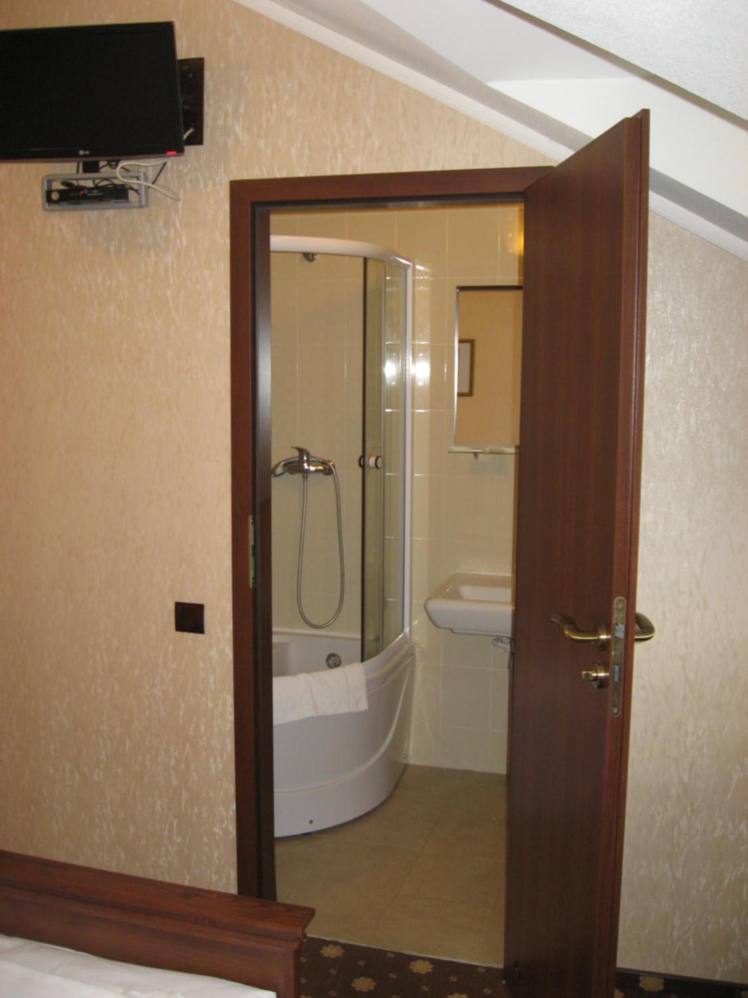 Shato Paradis Hotel Irpin Chambre photo
