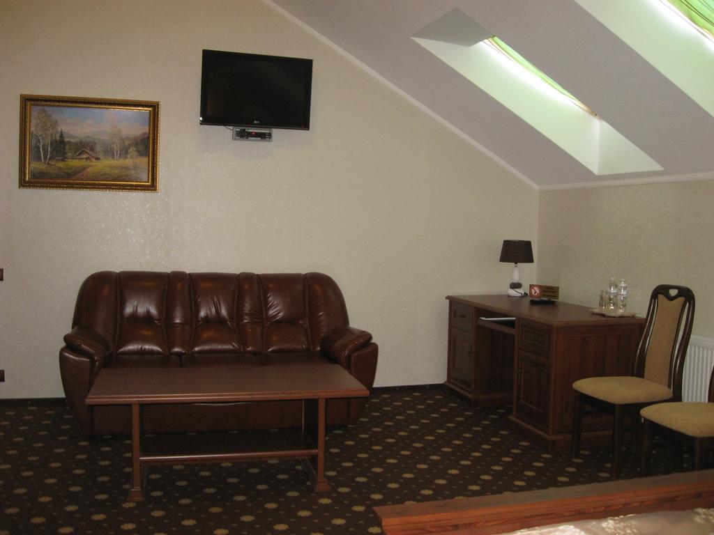 Shato Paradis Hotel Irpin Chambre photo