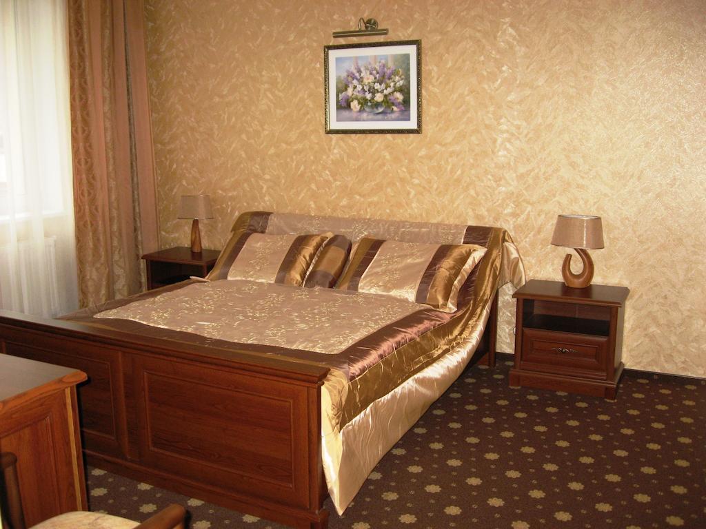 Shato Paradis Hotel Irpin Chambre photo